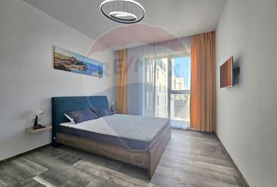 Apartament cu 2 camere decomandat, mobilat în Universitate