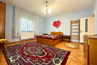 Casă spațioasă  (6 camere) + teren 1382mp + garaj si foisor - 10