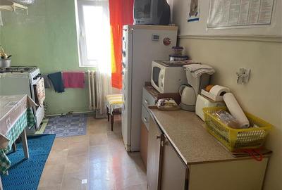 Apartamen 3 camere , cartier Sud 70 mp , decomandat - 6
