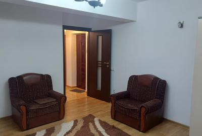 Garsonieră decomandată, mobilată în Central