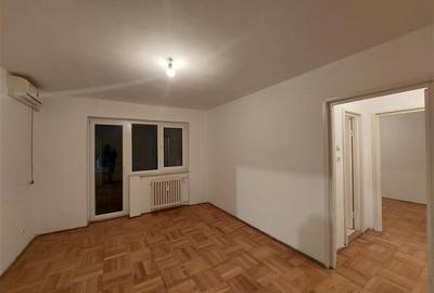 PRET REDUS! Apartament cu 3 camere, zona Miron Costin - 1