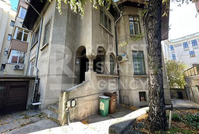 Vânzare, apartament cu 4 camere în vilă interbelică – Cismigiu - 1