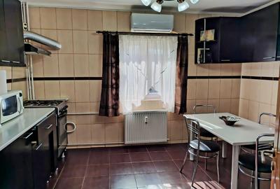 Apartament 4 camere Vitan