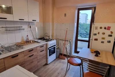 Închiriez garsonieră, Unirii, mobilată - 1