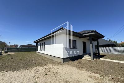Casa de vanzare | 102 mp util | Zona Lazuri - 11