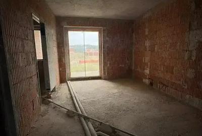 Casa 10 camere Nefinalizata 600 m Utili 2500 m Teren Padure 400 m - 18