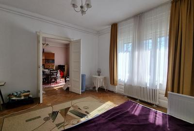 Casa individuala cu teren 421 mp zona Titulescu - 11