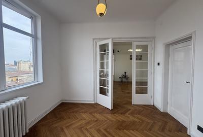 Bijuterie interbelică în centru - 8