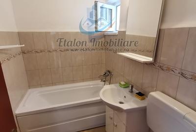 Apartament 2 camere, etaj 2, zona centrala Magazin Unic - 4