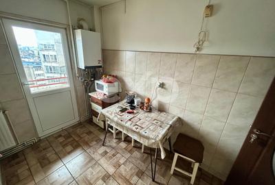 Apartament cu 3 camere de vânzare – zona Calea București - Județean - 13