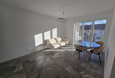 Apartament cu 2 camere decomandat în Girocului