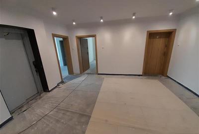 Vanzare apartament 4 camere de LUX bloc nou zona VIVO Floresti - 14