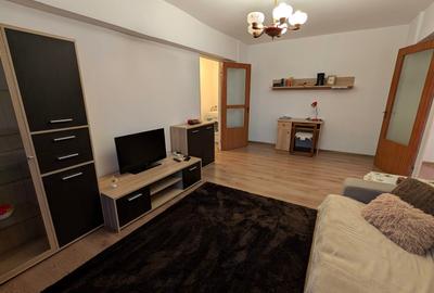 Apartament cu 2 camere semidecomandat, mobilat în Gorjului