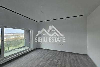 Casa cu garaj si teren mare super pret - 13