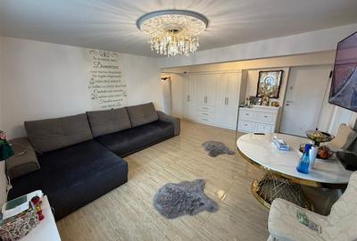 Apartament cu 3 camere decomandat, mobilat în Ultracentral