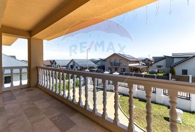 Vila premium 6 camere| Piscina incalzita | Teren 1091 mp | COMISION 0% - 49