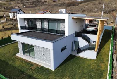 Casa individuala, 129 mp utili, teren 583 mp, zona Sun Garden Baciu - 1