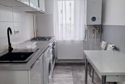Tomis Nord, Campus, 2 camere decomandate, mobilat, utilat, gaze, 400 Euro - 5