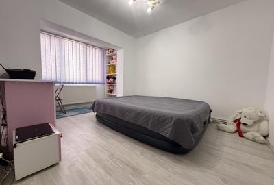 Apartament 3 camere, decomandat, etaj 4 cu acoperis, mobilat - Lipovei - 1