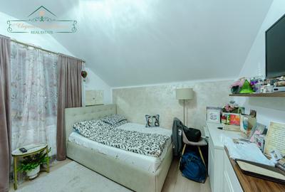 Vila moderna cu 4 camere, zona Westfield, Arad - 5