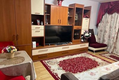 Apartament cu 2 camere decomandat în Viziru 3