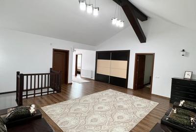 Vila de Vânzare în Cheia, Prahova - Relaxare și Confort într-un Cadru Natural de - 22