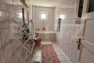 Casa individuala intr-o zona de case, 260mp, teren 500mp zona Pod Ira - 9