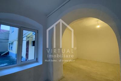 Apartament de vanzare cu 3 camere pivnita,la casa in zona Centrala - 3