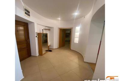 3 camere decomandat lux zona Medicina - CENTRALA PROPRIE - 6