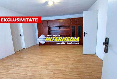 Apartament cu 2 camere la casa in Blaj, zona Centrala - 1