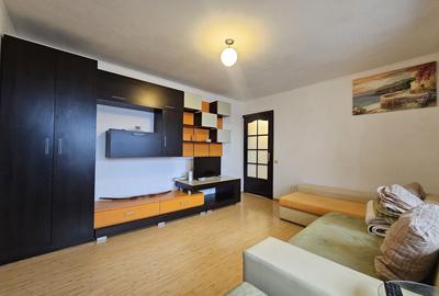 Apartament cu 2 camere semidecomandat, mobilat în Eroii Revoluției