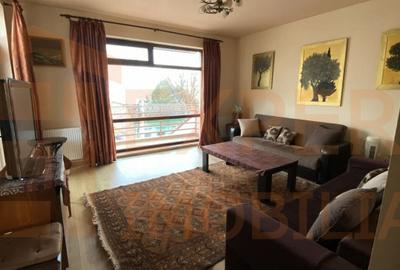 Apartament cu 2 camere decomandat, mobilat în Central
