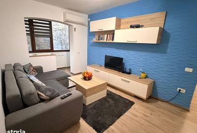 Apartament cu 3 camere semidecomandat, mobilat în Tomis Nord