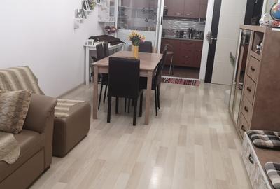 Apartament Zona Mall Coresi Bloc Nou Liber