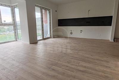 Apartament cu 2 camere semidecomandat în Florești