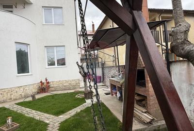Vila P + 1 de vanzare in Eforie Nord teren proprietate 300 mp - 28