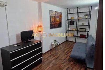 Apartament cu 3 camere decomandat, mobilat în Unirii