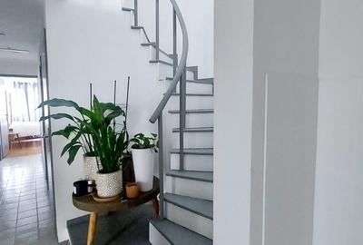 Apartament de 3 camere, Piata Romana, bloc nou boutique, 2 balcoane, terasă - 11