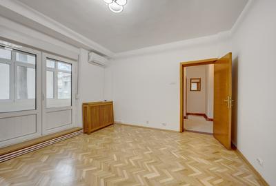 Apartament luminos de 5 camere de închiriat, etaj 1/4, garaj, Bd. Primăverii! - 13
