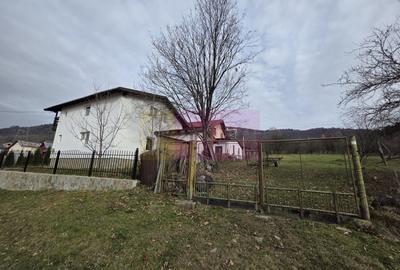 Vila de vacanta cu 4 camere de vanzare in Valea Doftanei - 3