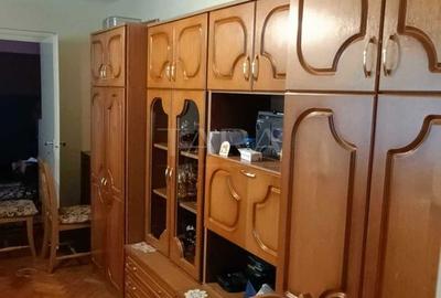 Apartament 2 camere, zona Piata Hermes