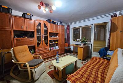Apartament 3 camere, decomandat, et. 1, Calea Șagului, comision 0% - 1