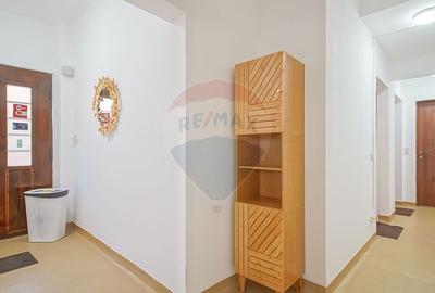 Casă cu 2 apartamente în Brasov, investiție sigură sau căminul ideal - 19