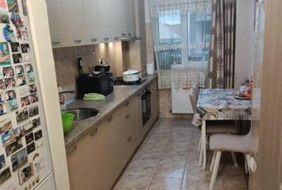 Apartament decomandat cu 2 camere, balcon și parcare – Florești - 6