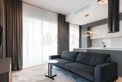 Apartament cu 4 camere semidecomandat, mobilat în Floreasca