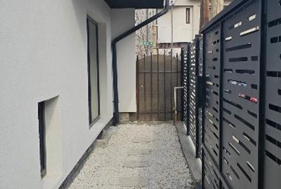 ZONA EXCLUSIVISTA , VILA NOUA LANGA DOMENIUL MARTISOR , DELTA VACARESTI ,INTRARE - 15