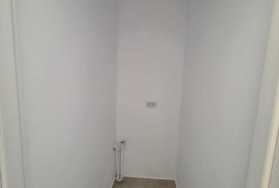 Baba Novac,1 0 minute metrou Dristor sau Piata Muncii, Sectia 12, 2 balcoane - 9