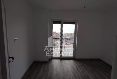 Apartament cu 2 camere, bucatarie inchisa, centrala proprie - 3