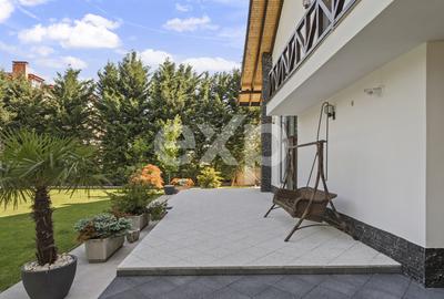Refugiu urban în București: vilă elegantă, grădină matură și finisaje de lux - 11