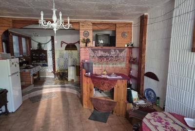 Casa de vanzare cu 5 camere în Mislea - 9